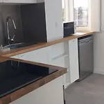 Apartamento 5min Walk To Subway & 10min Drive To Airport Lisboa