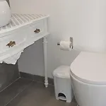 5min Walk To Subway & 10min Drive To Airport * Lisboa