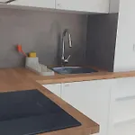 Apartamento 5min Walk To Subway & 10min Drive To Airport Lisboa
