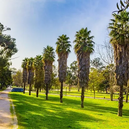 Self Check-in & 5min Walk Subway & 10min Drive Airport Διαμέρισμα *
