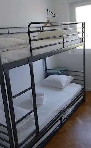 5min Walk To Subway & 10min Drive To Airport 公寓 Lisboa