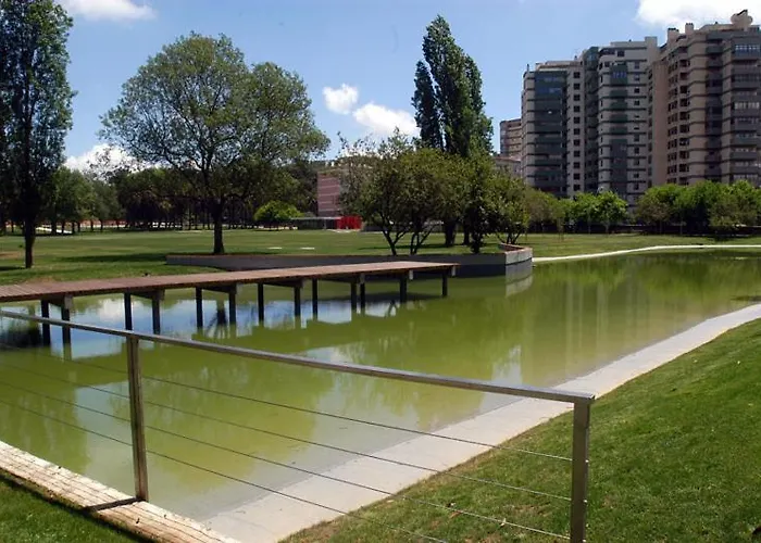 公寓 5min Walk To Subway & 10min Drive To Airport Lisboa